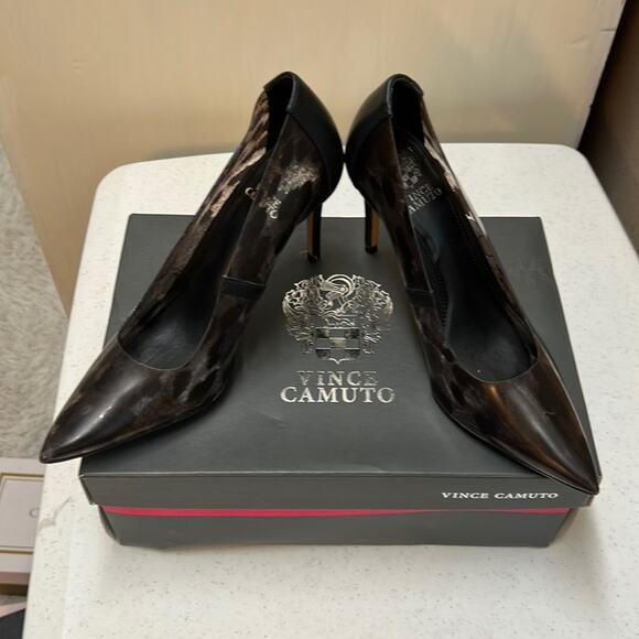 Vince Camuto Anessta Pump - Picture 1 of 4